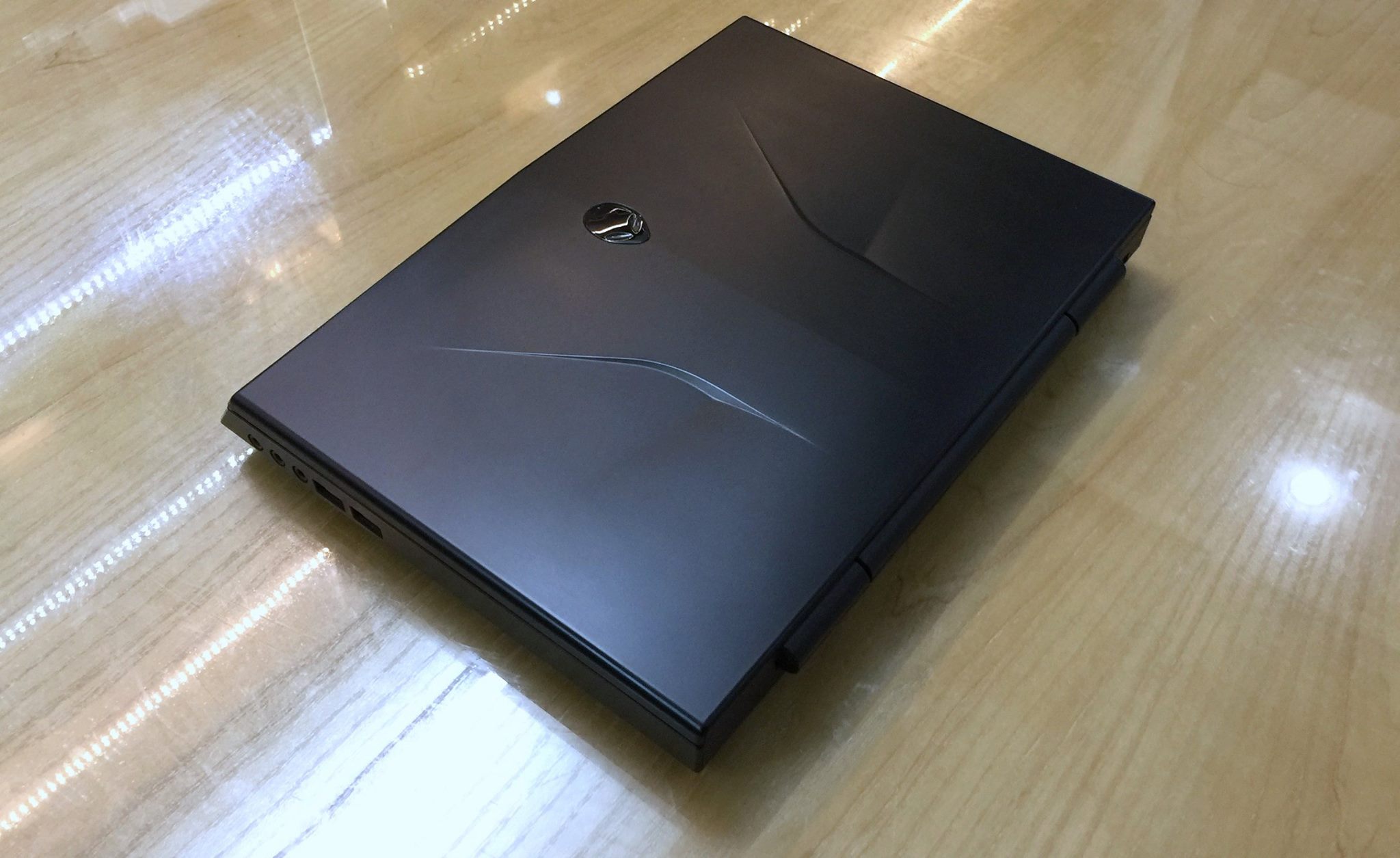 Laptop Dell Alienware M11xR2-7.jpg